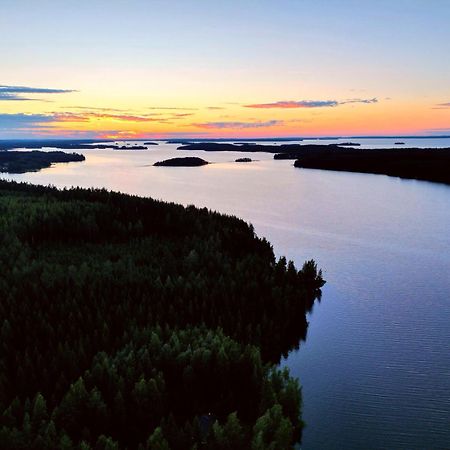 Vaelituvan Lomamoekit Punkaharju Luaran gambar